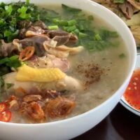 Cháo gà (鸡肉粥)