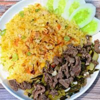 Cơm rang dưa bò (牛肉酸菜炒饭)